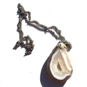 Vintage Gemstone (Agate Stone Geode Crystal) Necklace Pendant Jewelry